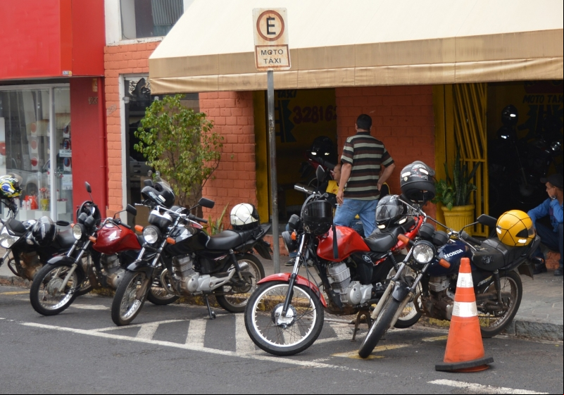 Noticia mototaxistas-sao-convocados-para-regularizacao-e-renovacao-de-licenca