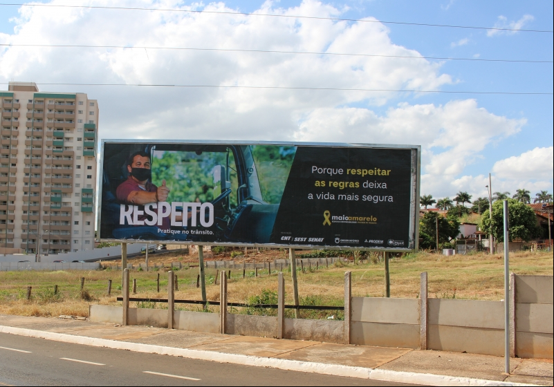 Noticia maio-amarelo-conscientiza-os-motoristas-e-pedestres-sobre-respeito-e