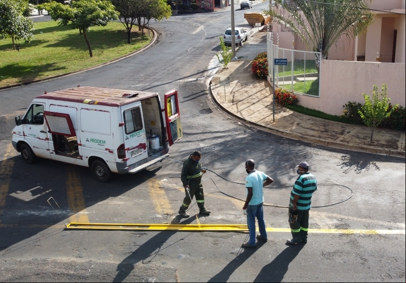 Noticia prodem-investe-mais-de-r-50-mil-em-melhorias-na-sinalizacao-de-solo-e-placas